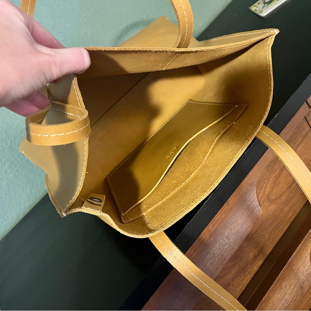 Portland Leather Goods Medium August Tote in Mango - Picture 6 of 8